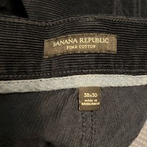 Mens Dark Navy Banana Republic cords. 38x30
